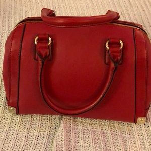 Also red purse